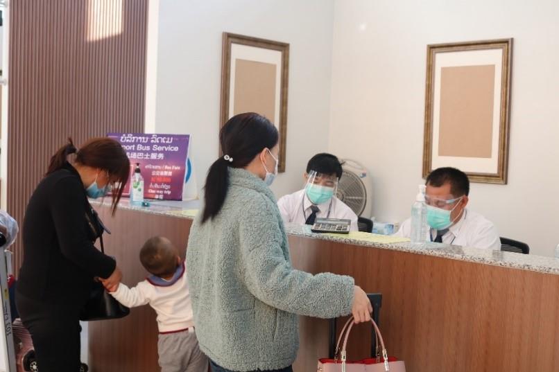 20201120-covid-19-air-travel-counter